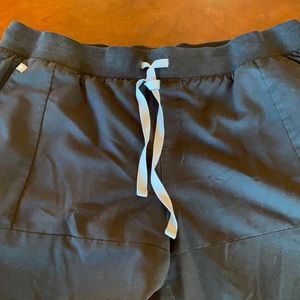 Figs large black pant